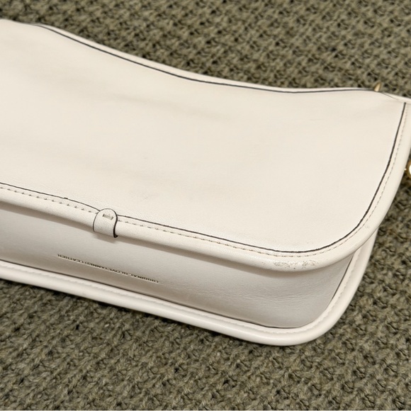 Coach Swinger 20 Leather Bag with Shoulder and Chain Strap - Picture 7 of 10